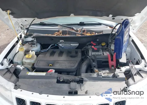 2012 Jeep Compass Latitude из США, поврежденный, VIN 1C4NJDEB6CD620160